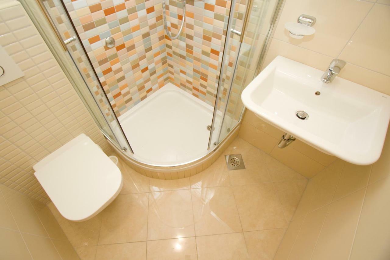 Apartmani Marija Cizmic Макарська Екстер'єр фото