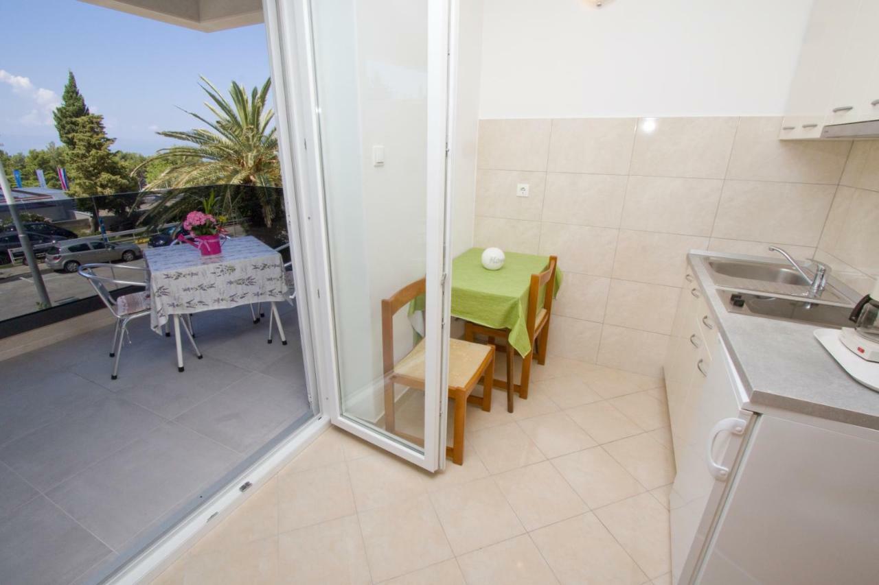Apartmani Marija Cizmic Макарська Екстер'єр фото