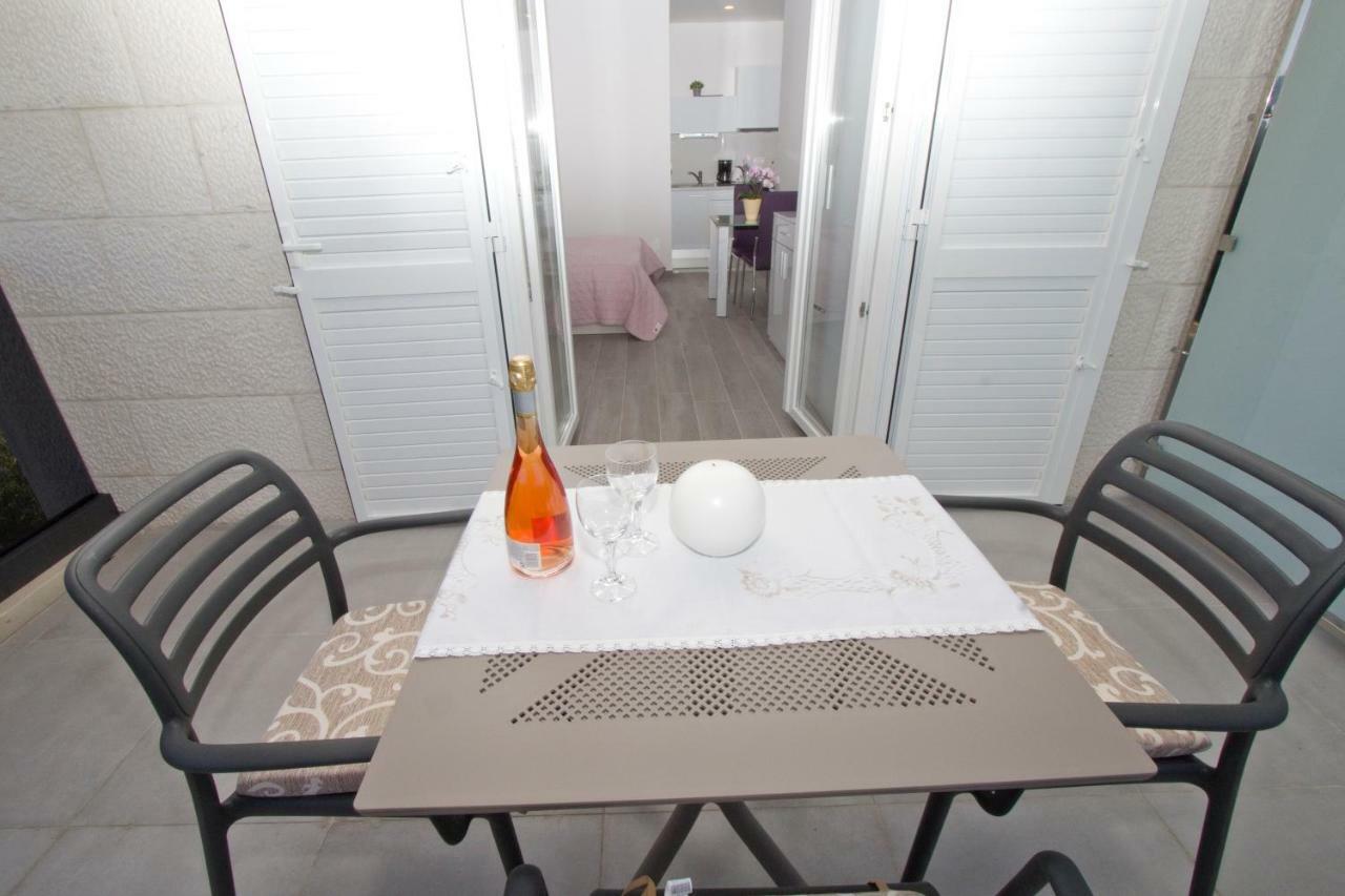 Apartmani Marija Cizmic Макарська Екстер'єр фото