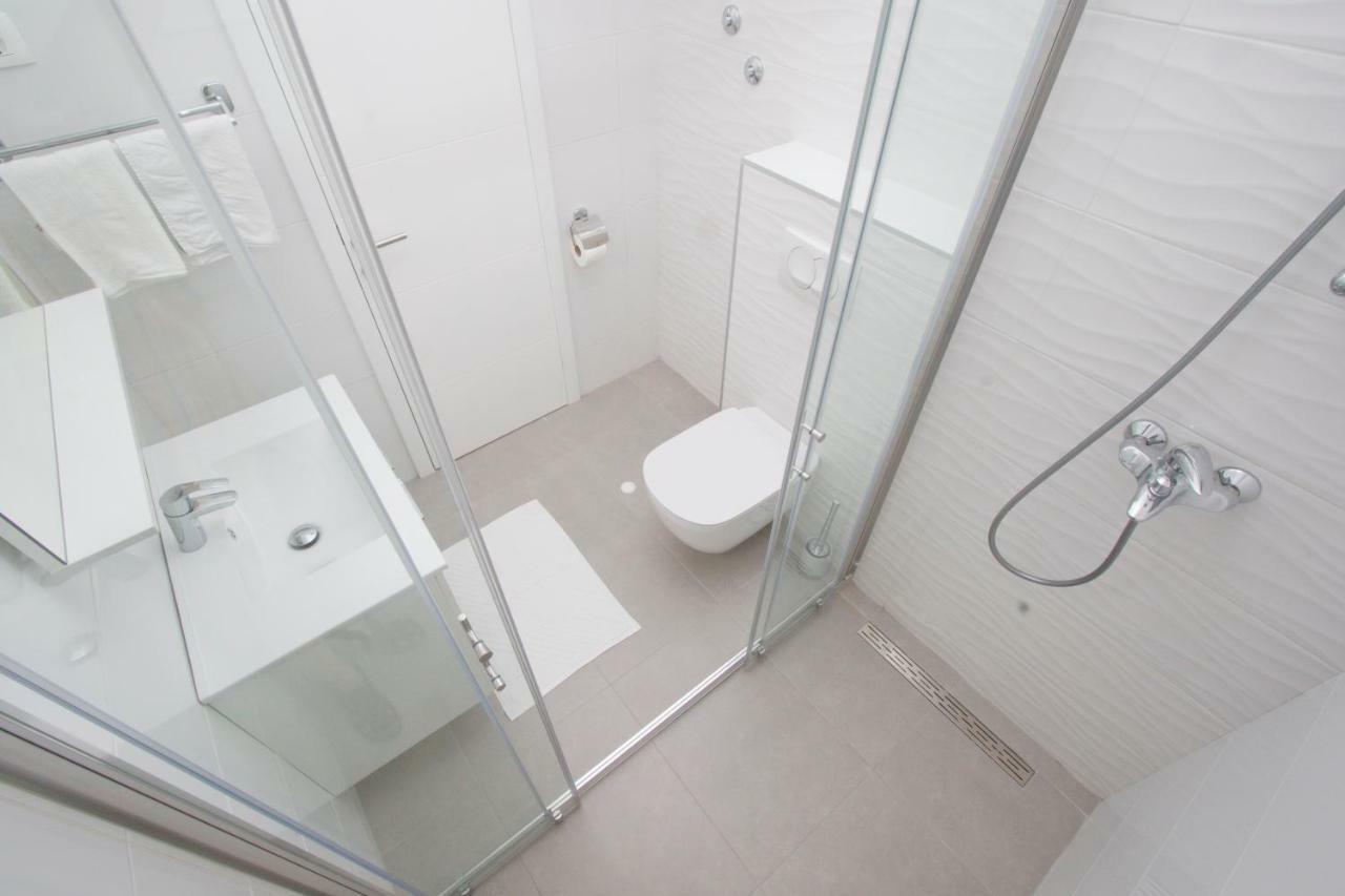 Apartmani Marija Cizmic Макарська Екстер'єр фото